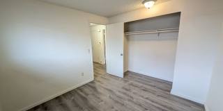 2 bedroom 1 bath duplex Gallery 11