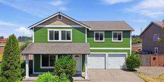 4 Bedroom 2.5 Bathroom  located in Napavine Gallery 1