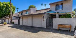 Apply Here www.realty480pm.appfolio.com/listings Gallery 1