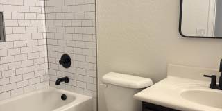 5623 S 27th Drive Gallery 9