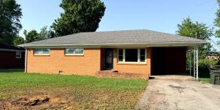 1711 Clarence Drive Gallery 1