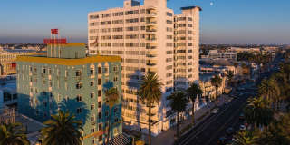 Pacific Plaza Gallery 1