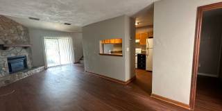 2 story townhome on HILAMAN GOLF COURSE! Gallery 2