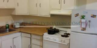 32 Bartlett Crescent 32 Bartlett Crescent Gallery 1