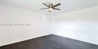 391 NE 42nd Ct Gallery 6