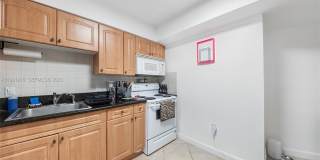 9971 W Bay Harbor Dr Gallery 7