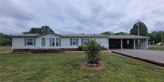 179 Family Circle Gallery 1