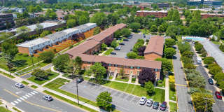 Gainsborough Court, Churchill Mews, and Copperfield Square Apartments & Townhomes Gallery 5