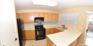 2 BR/2.5BA| Newly Renovated Single Family Home |  Community Pool! Gallery 5
