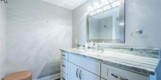 Charming 2BR Condo in Saint Petersburg Gallery 20