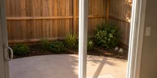 Recently renovated home in great neighborhood close to schools, parks, and shopping Gallery 7