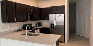 141 NE 13th Ter Gallery 1