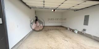 Modern West Salem Home: Central AC, 2-Car Garage & Washer/Dryer Gallery 3