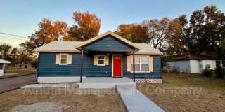 435 Pleasant St Gallery 1