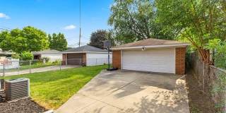 9299 Becker Avenue Gallery 35