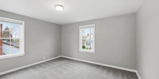 735 E Mithoff Street Gallery 12