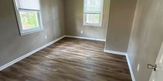 916 Monroe  #5, Brownsville Gallery 1