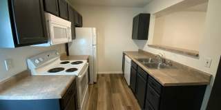 4 Bedroom newly remodeled Duplex Gallery 7