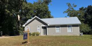 Pensacola - Carlisle - 3 Bedroom, 2 Bathroom Gallery 1