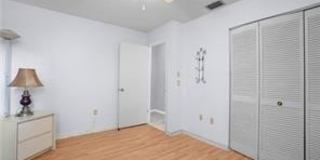 115 E Hartford Street Gallery 17
