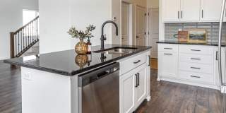 3 Bed 2.5 Bath Single Family Home Gallery 6