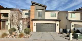 4 Bedroom Home In Desert Canyon Community! Price reduced!! Plus, $500 March lease incentive!! Gallery 1