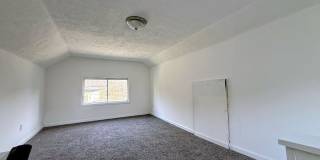 Four bedroom one bathroom home for rent Gallery 11