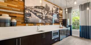Cortland Hollywood Gallery 22