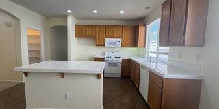 15535 CAROLINE STREET, FONTANA - (3 BED / 2 BATH) Gallery 7