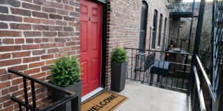 209 West Fifth Avenue Gallery 12