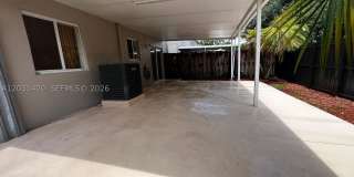 7281 NW 174th Ter Gallery 9