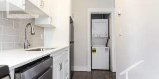 Centrally Located, Modern Fenway 2-Bed w/ Laundry Gallery 5