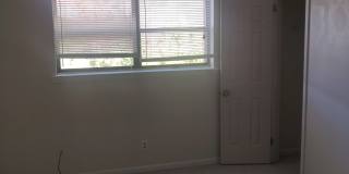 3027 Chase Ln Ne Gallery 1