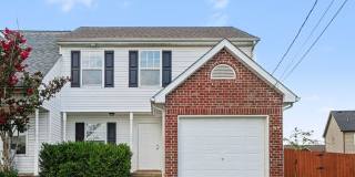Wonderful 3 Bedroom 2 1/2 Bath Townhouse Now Available! Gallery 1