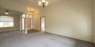 Beautiful South Richland 3-Bedroom Rambler with Open Floor Plan & Spacious Primary Suite! Gallery 29
