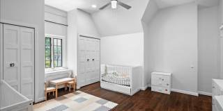 Elegant 3 Bedroom Tudor with Flexible Living Space Elegant 3 Bedroom Tudor with Flexible Living Space Gallery 29