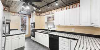 557 West Chicago Street Gallery 15
