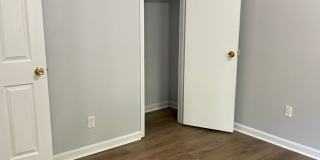 2 Bedroom/ 1.5 Bathroom Duplex on Old Epps Bridge Rd!  Available early June! Gallery 20