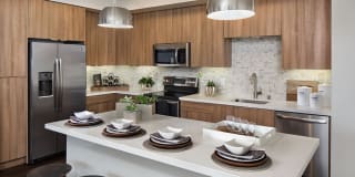 AMLI Uptown Orange Gallery 29