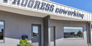 8156 E 33rd Ave Gallery 23
