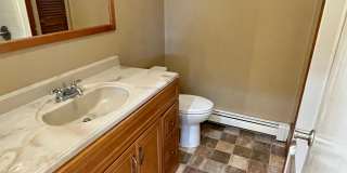 2bd, 1.5 bath Condo for Rent in Fairbanks! Gallery 12