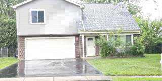 571 White Birch Road Gallery 1