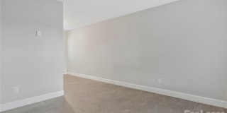 321 S Gardner Avenue Gallery 7