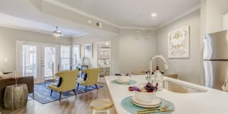 5 Mockingbird Gallery 4