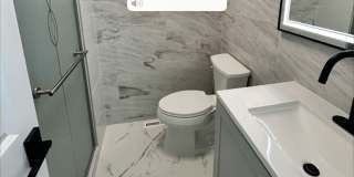 6248 N Hoyne Avenue Gallery 9