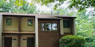 3 Bedroom 2.5 Bath Townhouse Gallery 1
