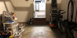 ONE MONTH FREE! Luxury 2 Bed 1 Bath Condo w/ ATTACHED GARAGE Gallery 18