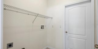 29 EAST DIAMOND DRIVE Gallery 16