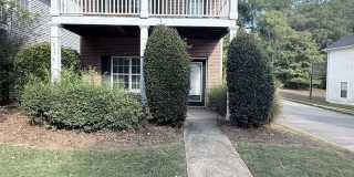 Spacious 3-Bedroom Home Near Barnett Shoals Road Gallery 1