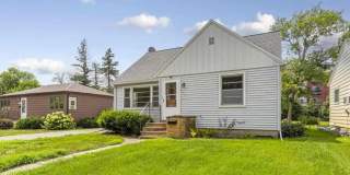 Beautiful 2 Bedroom Single Family Home for Rent Gallery 1